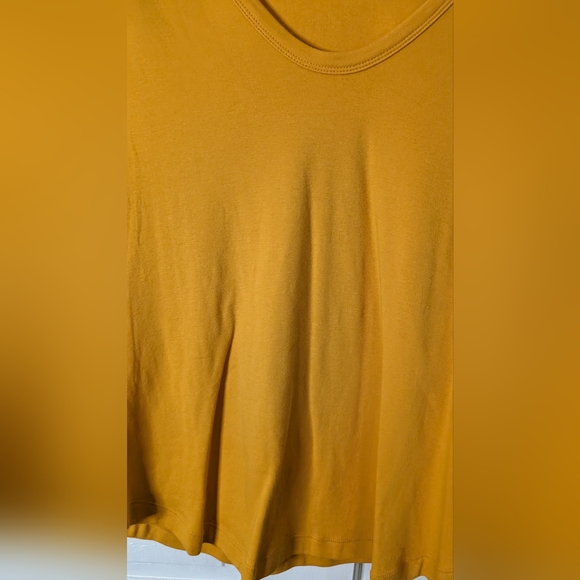 Lane bryant mustard ss top NWT size 10/12- LARGE - Picture 6 of 7